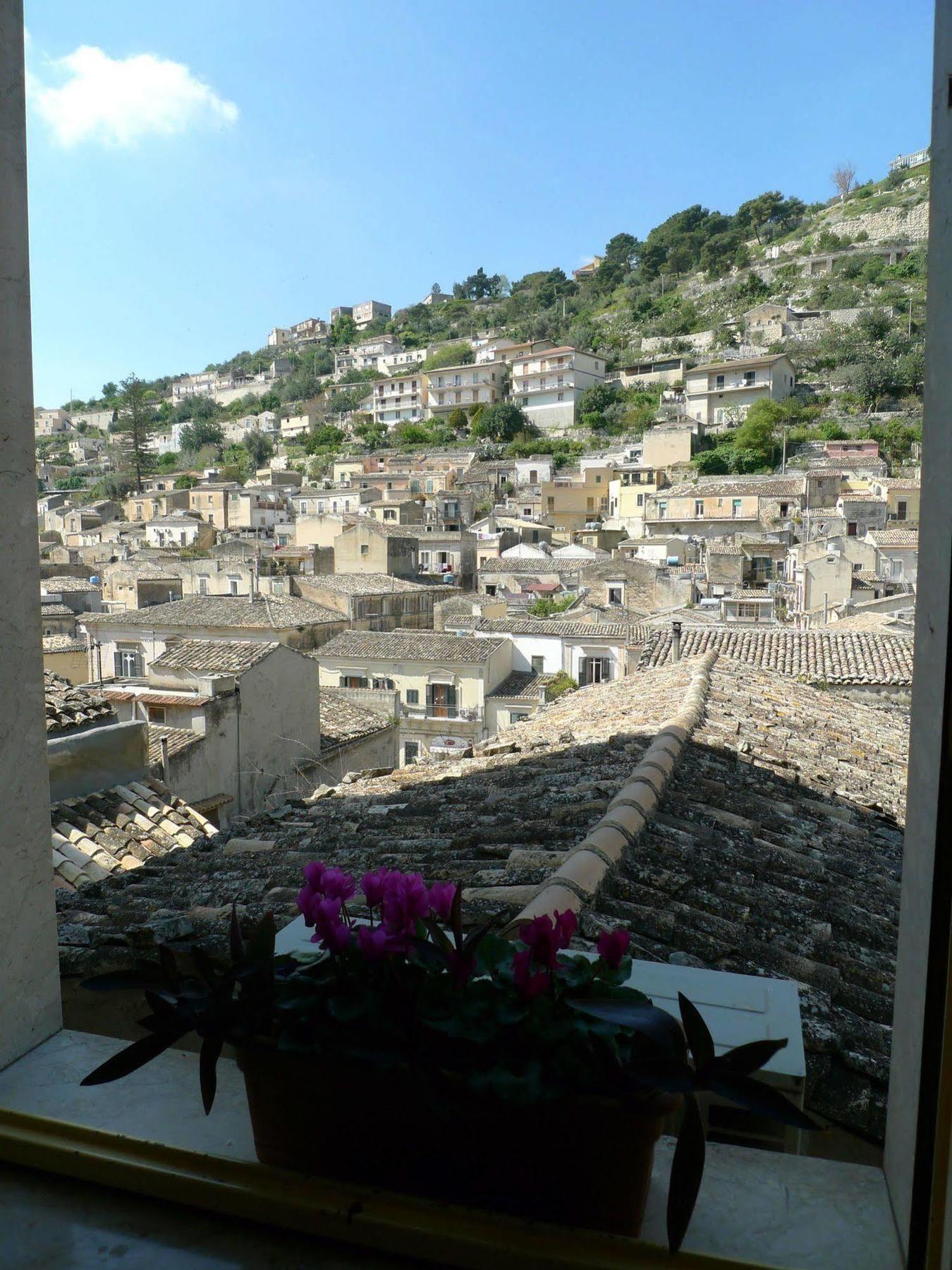 I Tetti Di Siciliando Bed & Breakfast Modica Luaran gambar